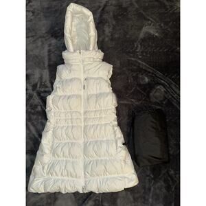 The North Face 800 Expedition Proven White Vest With Detachable Hood. SMALL/USED